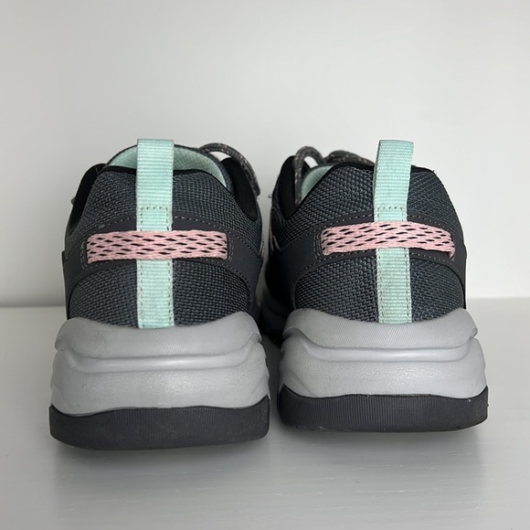 SKECHERS‎ SNEAKERS - Picture 3 of 6